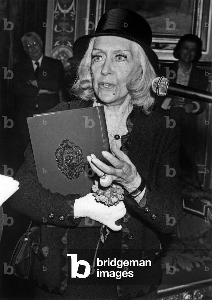 Gloria Swanson At The Hotel De Ville De Paris On The Occasion Of The Publication Of Her Memories April 3, 1981 (b/w photo)