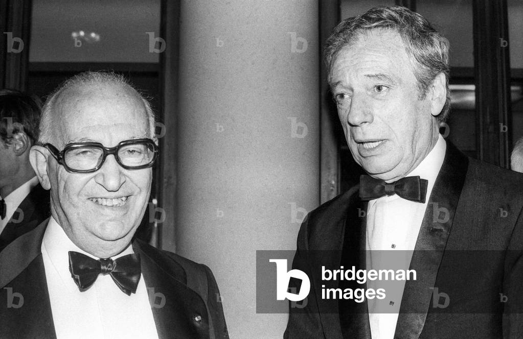 Gala of the New York City Ballet at the Theatre des Champs Elysees in Paris, September 26, 1979 : Jean Hamburger and Yves Montand (b/w photo)