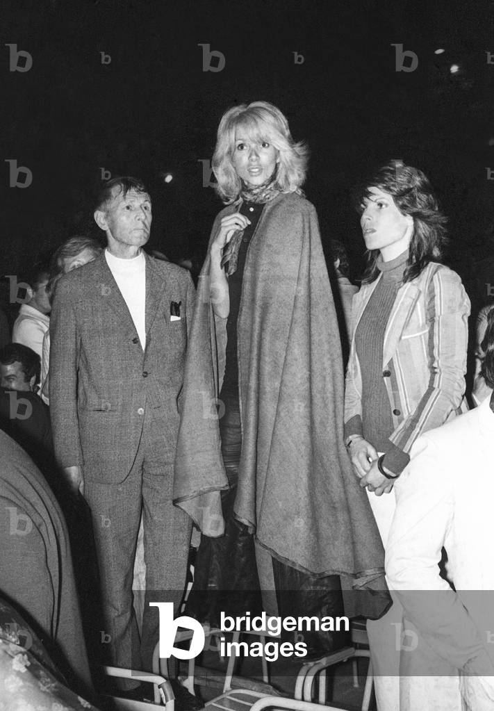 Mireille Darc, singer Dani at boxing championship, Monaco, May 10, 1971 (b/w photo)