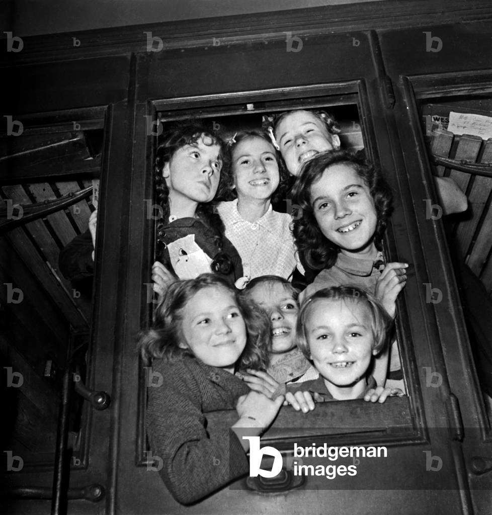600 Children Leaving Paris By Train For Holidays in Black Forest (Germany), June 7, 1946 (b/w photo)
