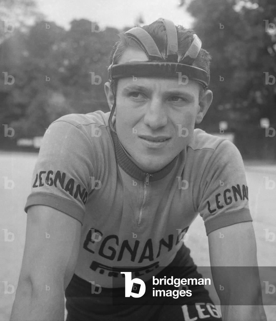 The Criterium des As (Race of the Aces, cycle race) in Longchamp, Paris, September 3, 1960 : Italian cyclist Graziano Battistini (b/w photo)