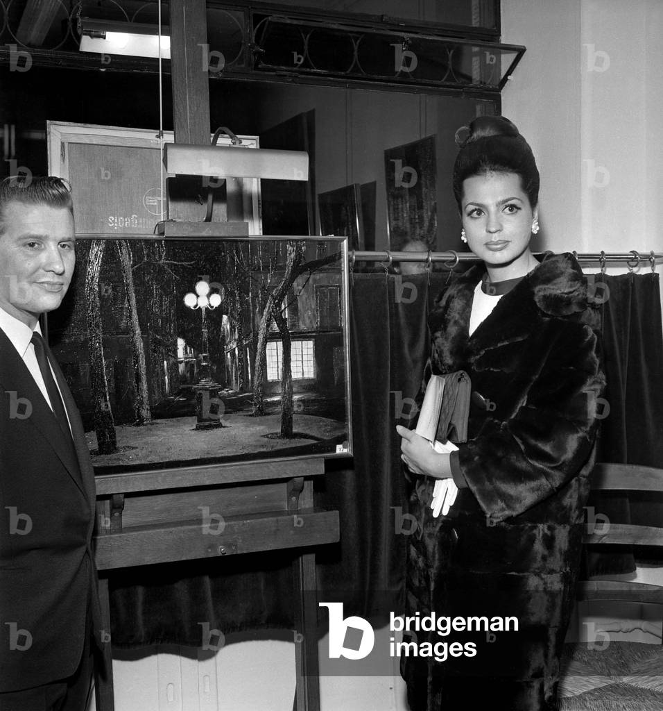 Ira de Furstenberg at the Private View of Tatiere, 3 November 1965  (photo)