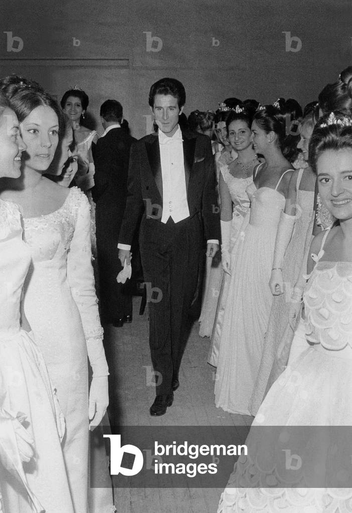 Jacques Chazot (Mster of Ceremonies) at a Ball at the Chaillot Palace, Paris, 7 October 1964  (photo)