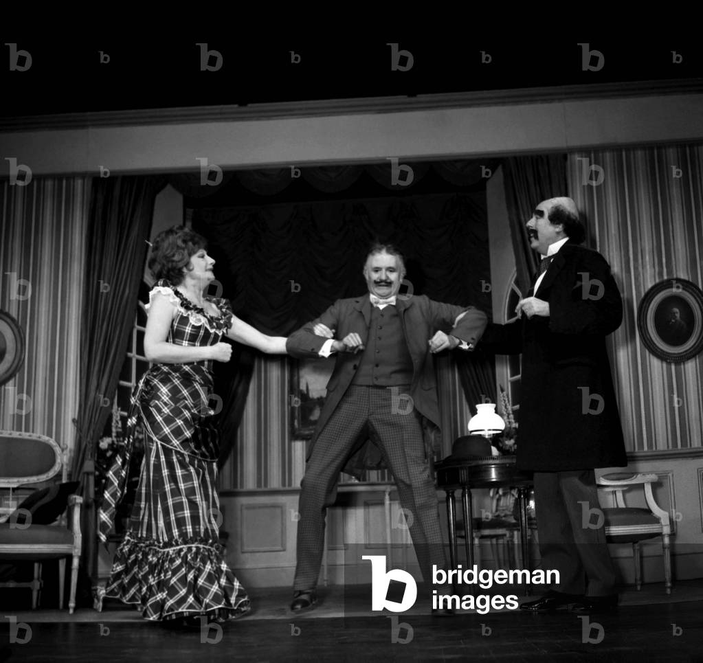 Jacqueline Jefford, Jean Richard and Jean Meyer during the rehearsal of the play 