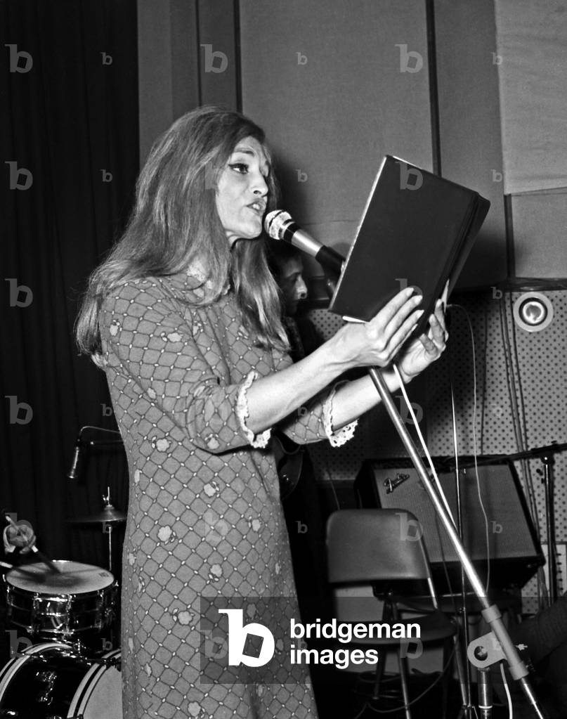 Singer Dalida during the Radio Programme on RTL, 29 March 1968 (photo)