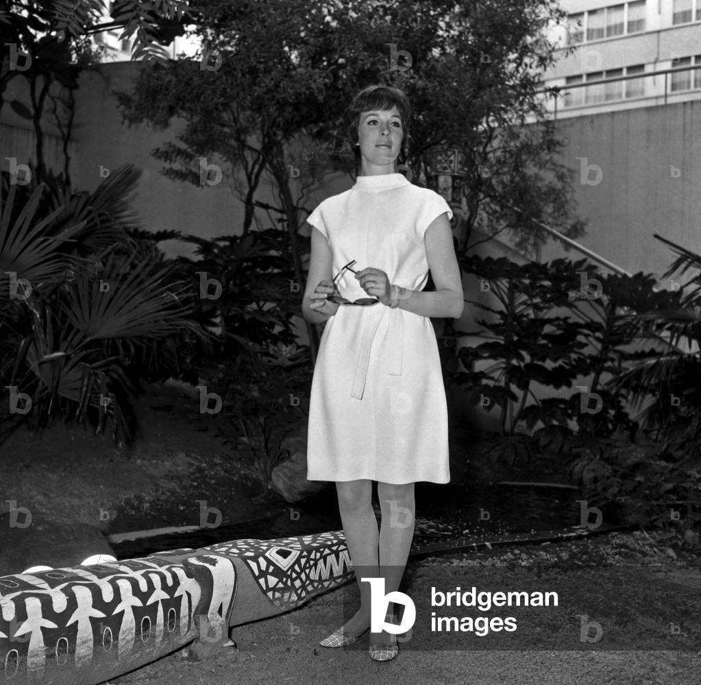 Actress Julie Andrews, Paris, 29 July 1968 (photo)