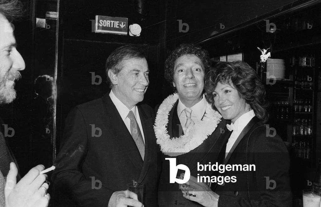 Roger Vadim, Hubert and Chantal Nobel celebrating the winners of Paris-Dakar, 29 January 1985 (photo)