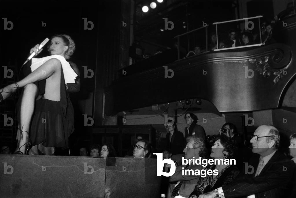 German Actress and Singer Ingrid Cavenon on stage, Palace in Paris, France, 20 March 1980 (photo)