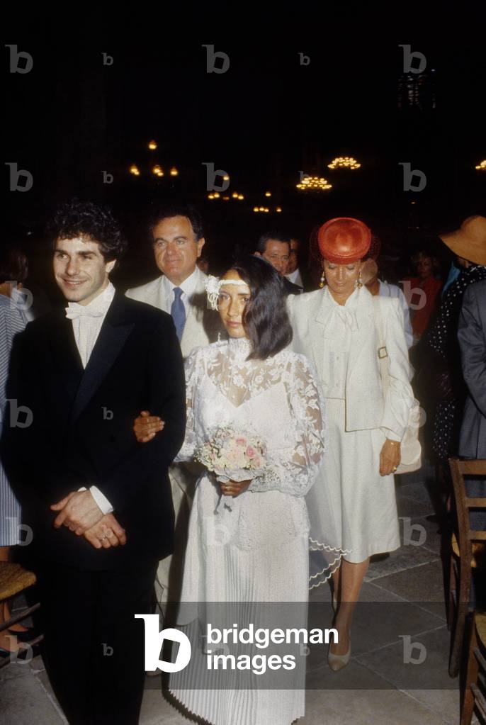 Wedding of Eve Beart and her father Guy Beart at the back, 25 June 1984 (photo)