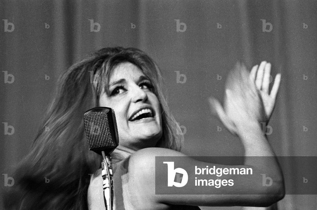 the Premiere of Dalida at Bobino, Paris, 3 February 1965 (photo)