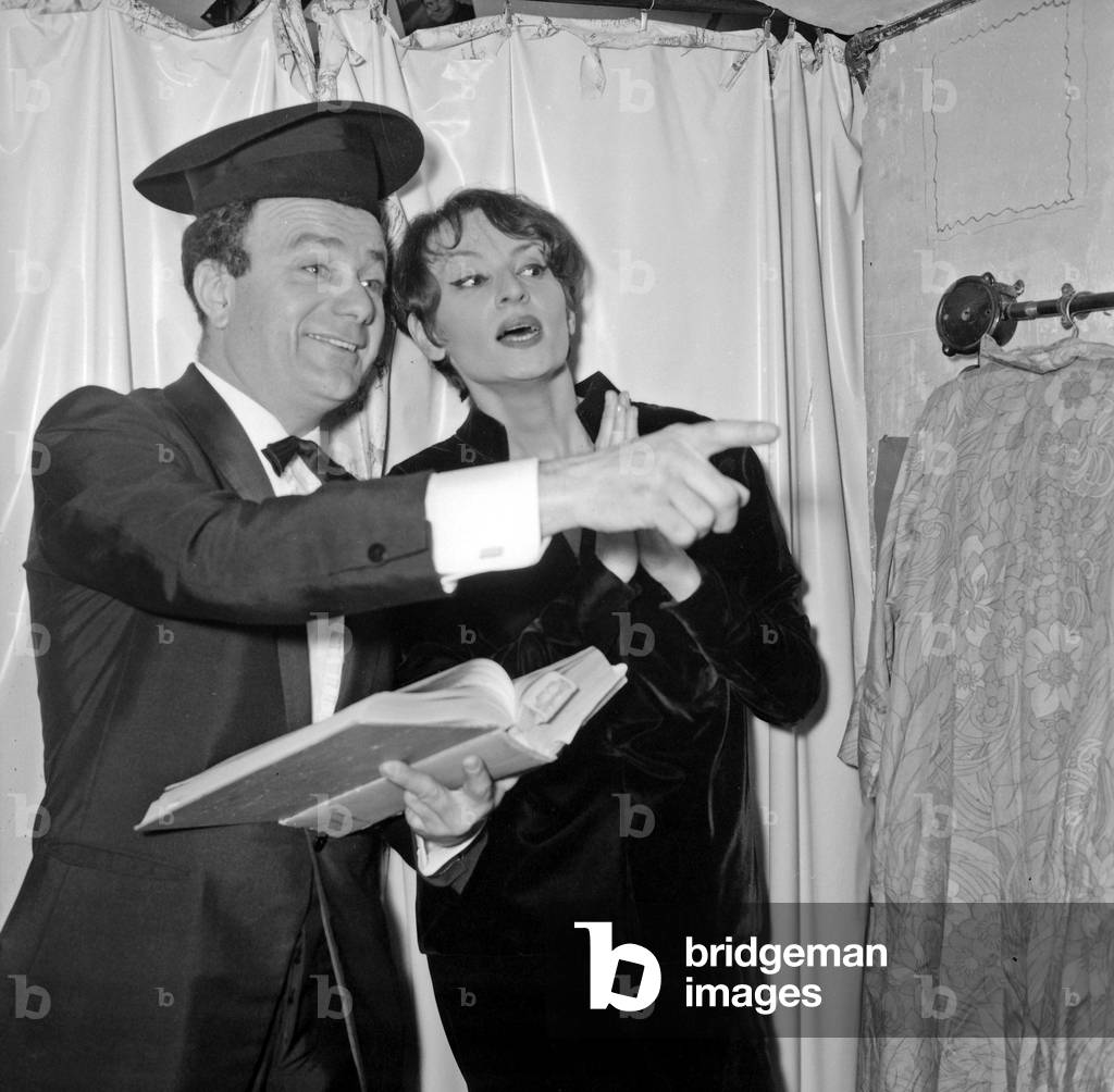 Fernand Raynaud and French singer Barbara (Monique Andree Serf) at the cabaret 
