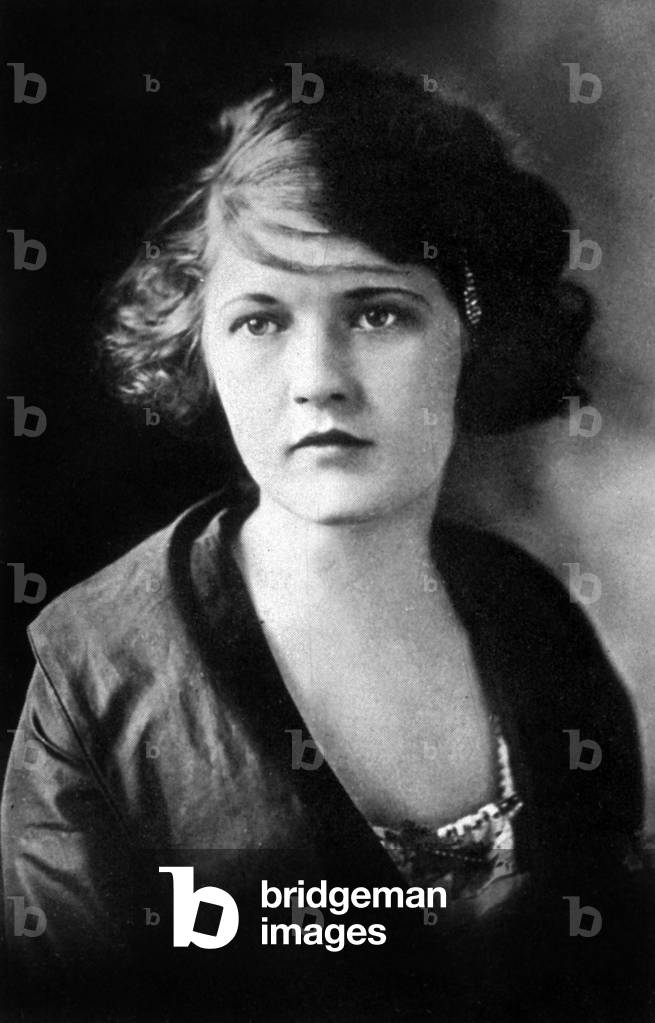 zelda fitzgerald, 1919 (b/w photo)