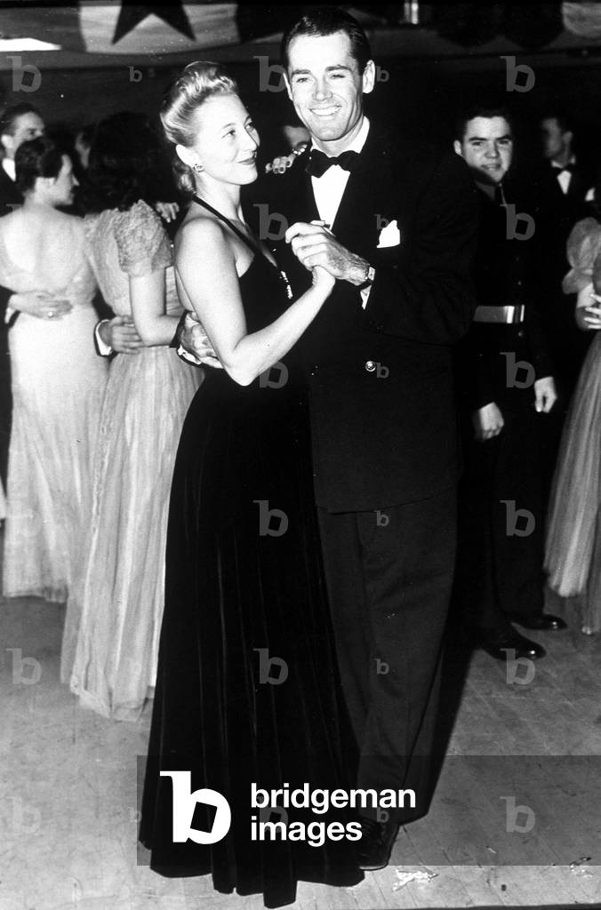 Henry Fonda and his wife Frances Seymour Brokaw, 1943 (photo)