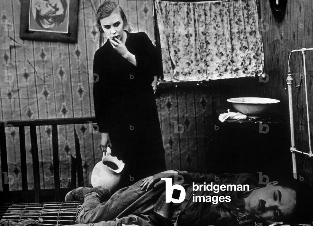 Shoulder Arms directed by Charlie Chaplin, 1918