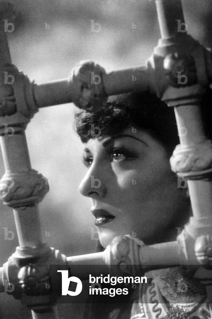 The White slave, Viviane Romance, 1939 (film still)