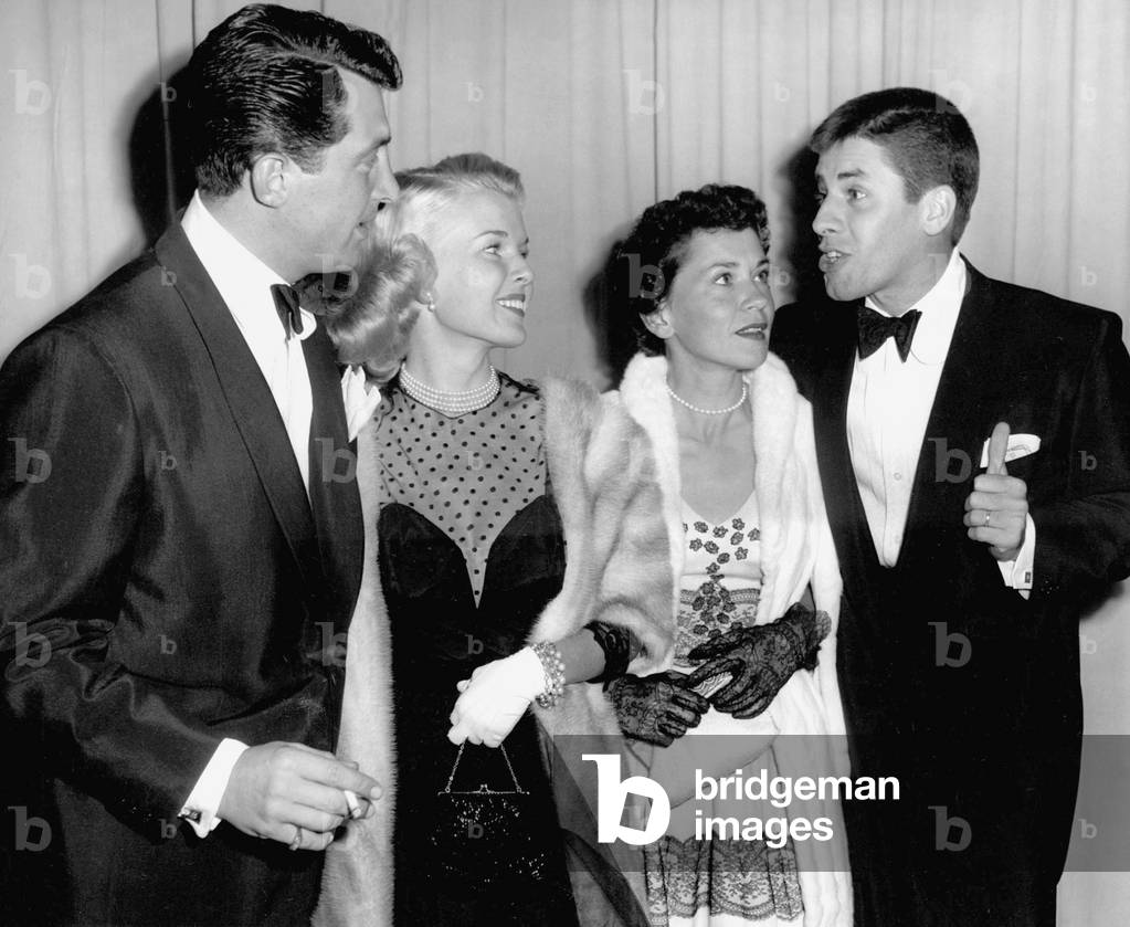 Jerry Lewis and Patti and Dean and Jeanne Martin arriving at academy awards ceremony in 1951 (photo)