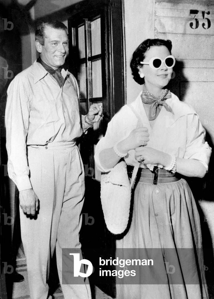Vivien Leigh and Sir Laurence Olivier in 1954 (photo)