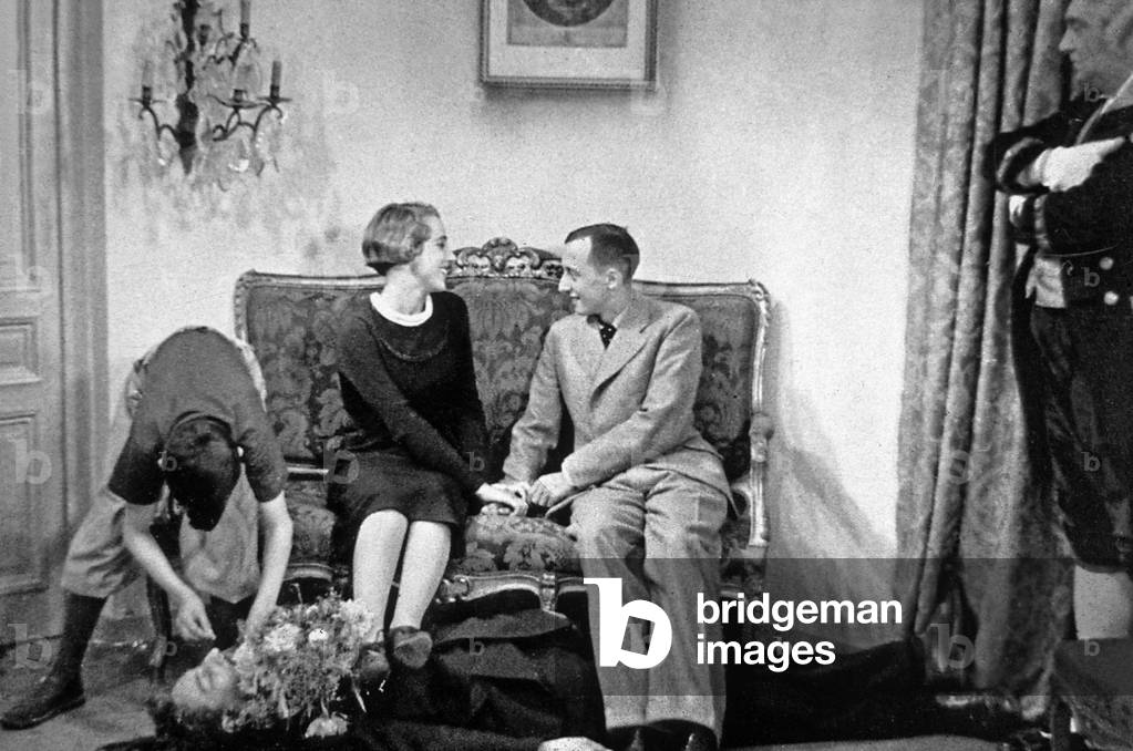 L'affaire est dans le sac (It's in the bag), 1932 (film still)