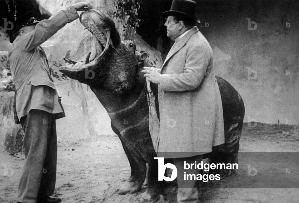 Jonas Pension,  Albert Malbert 1942 (film stil)