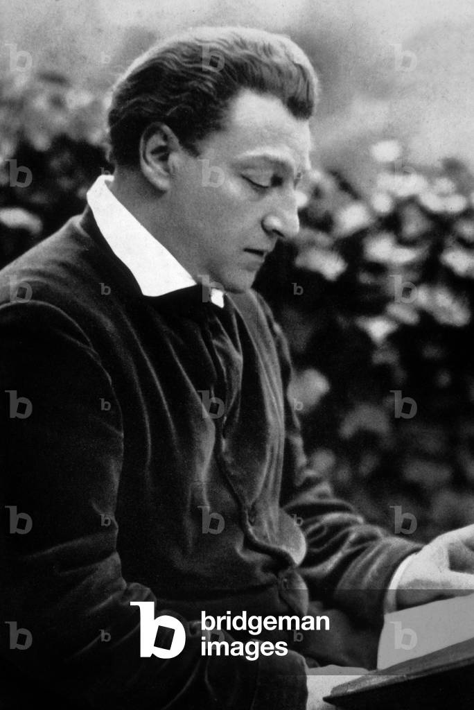 Sacha Guitry (photo)