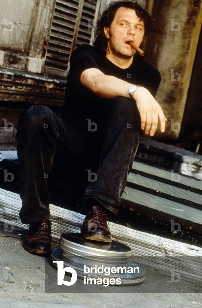 Emir Kusturica on set of Underground, 1995 (photo)
