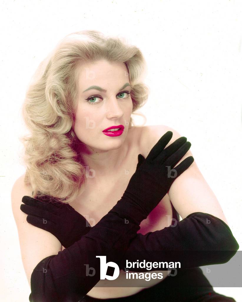 Anita Ekberg in 1964 (photo)