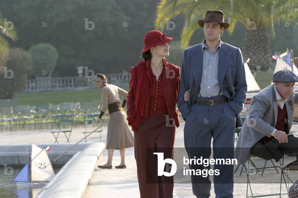 HEAD IN THE CLOUDS, 2004 (film still)