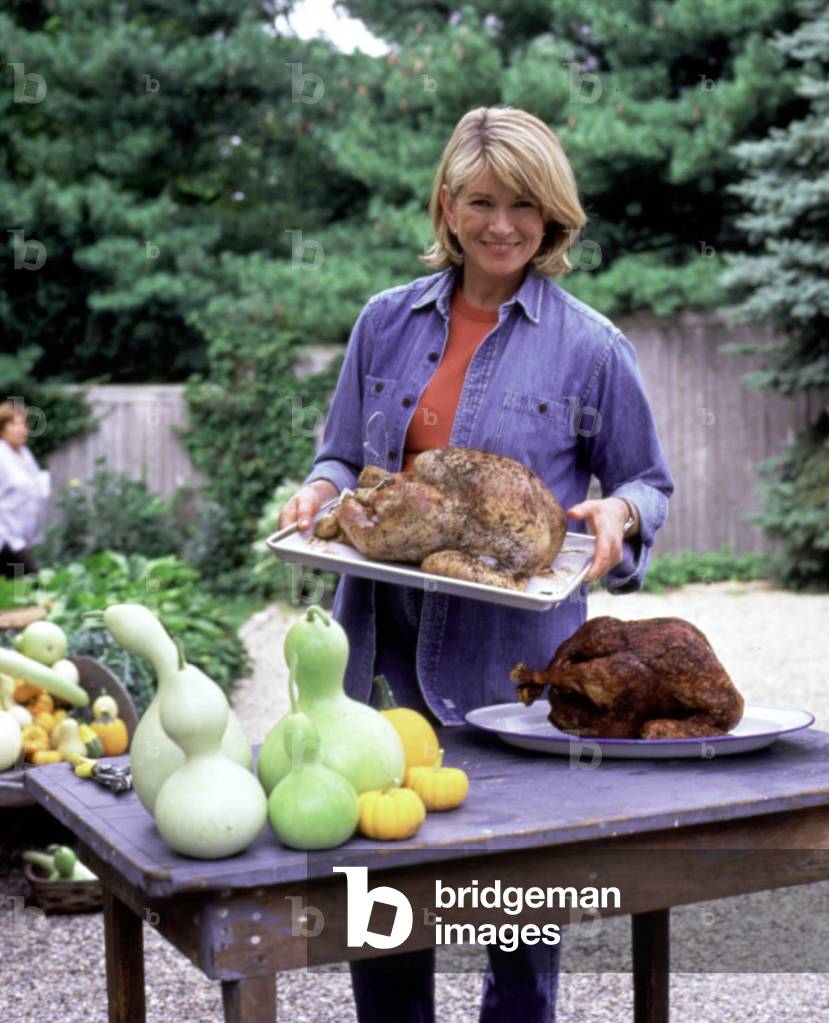 Martha Stewart cooking on her Living tvshow in 1991 (photo)
