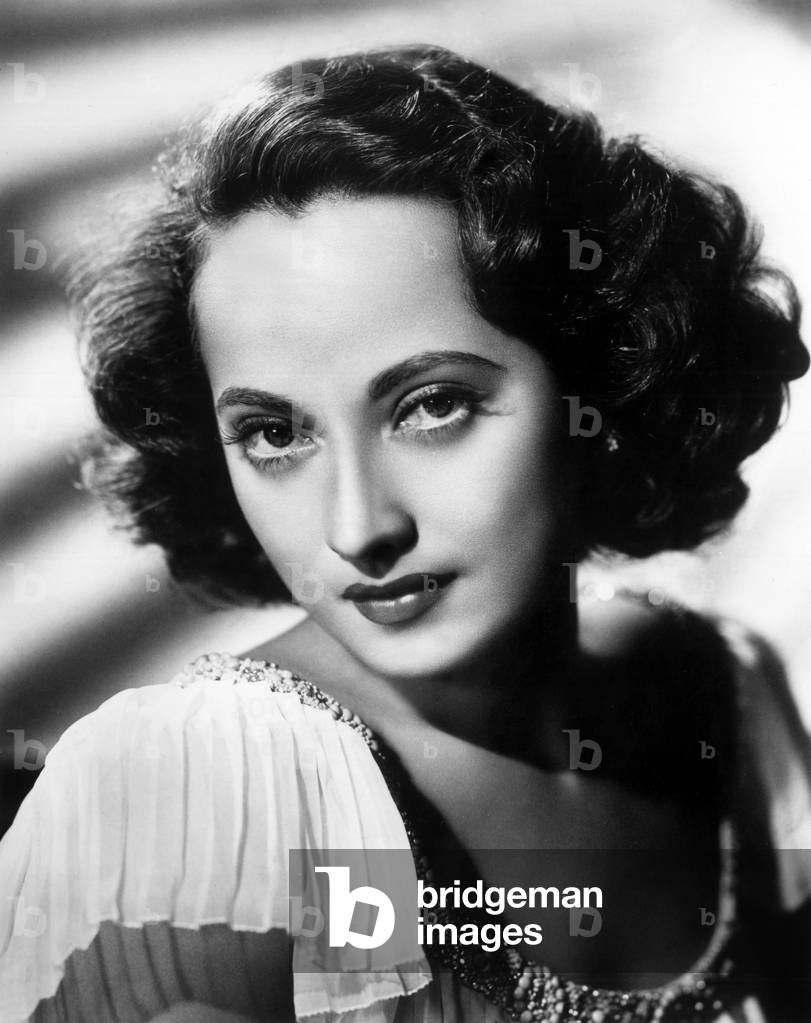 Actress Merle Oberon (photo)
