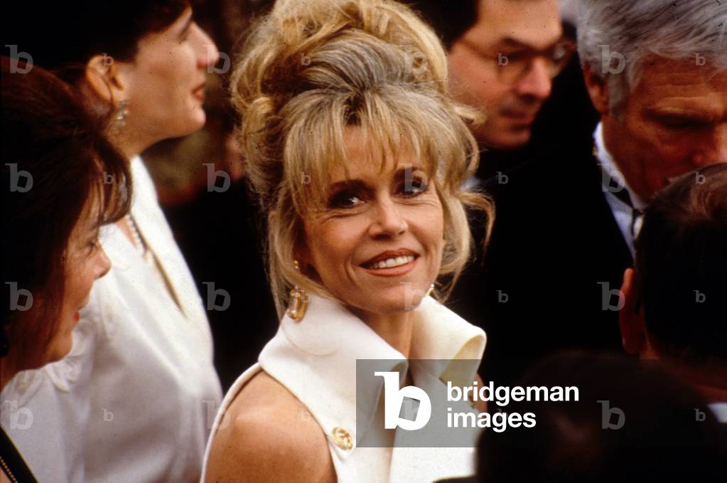 Jane Fonda arriving at Academy Awards in 1993 (photo)