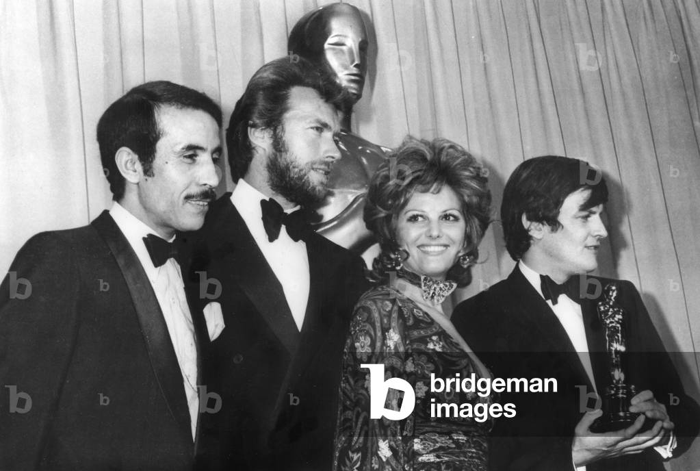 Hamed Rachedi, Clint Eastwood, Claudia Cardinal and Jacques Perrin at the Academy Awards ceremony, 1970 (photo)