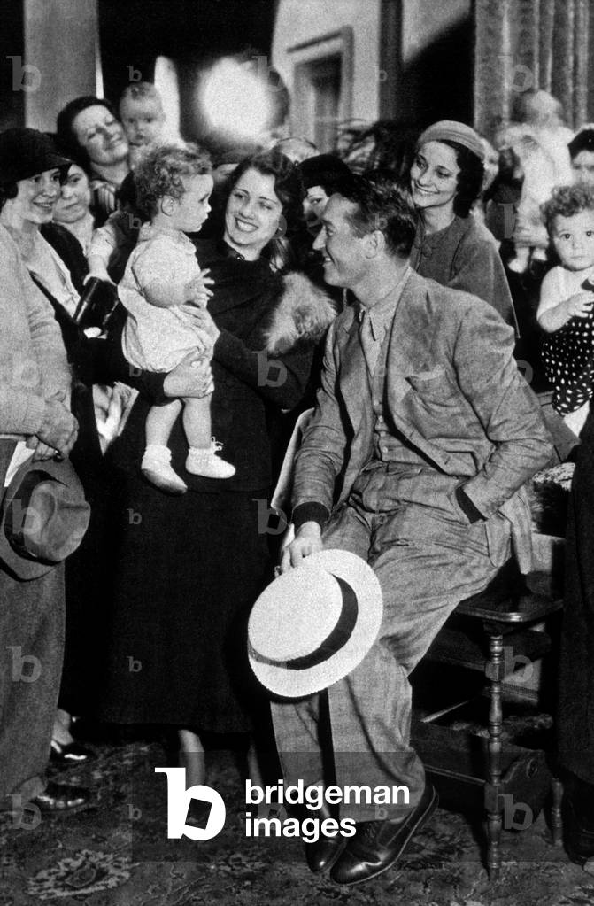 A bedtime story, 1933 (film still)