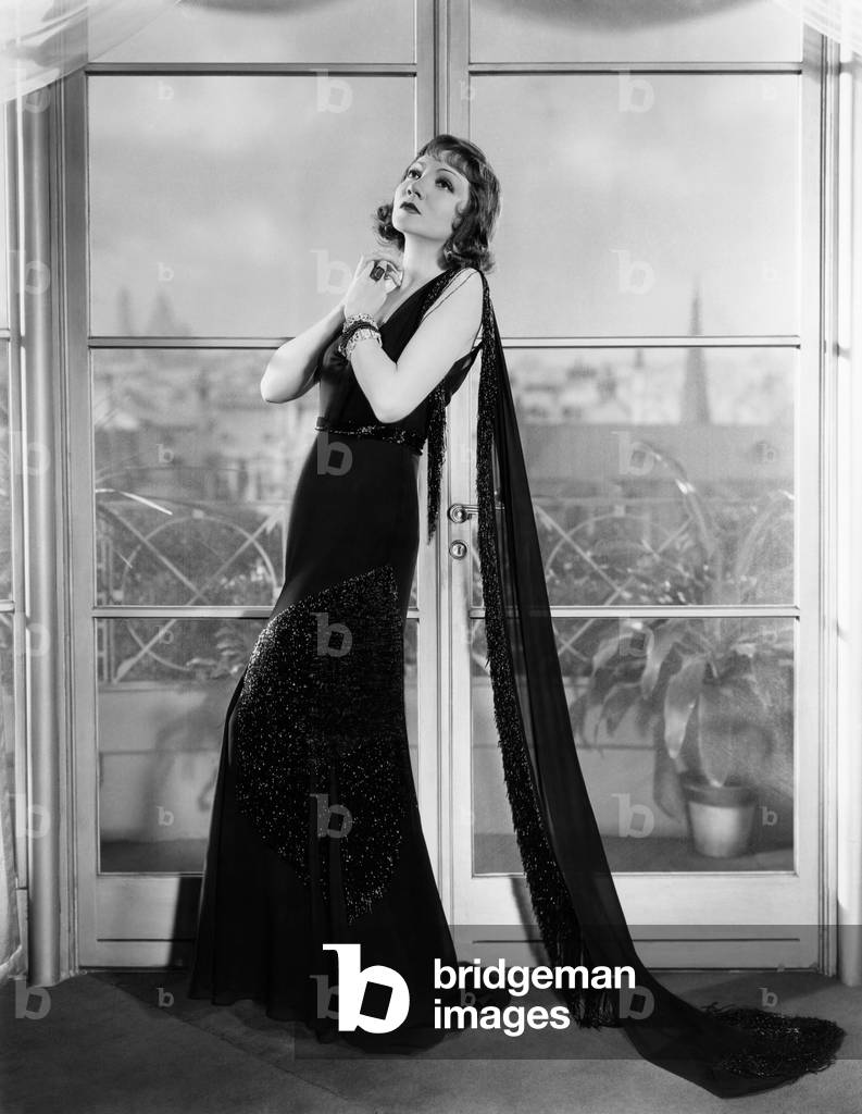 Claudette Colbert (b/w photo)