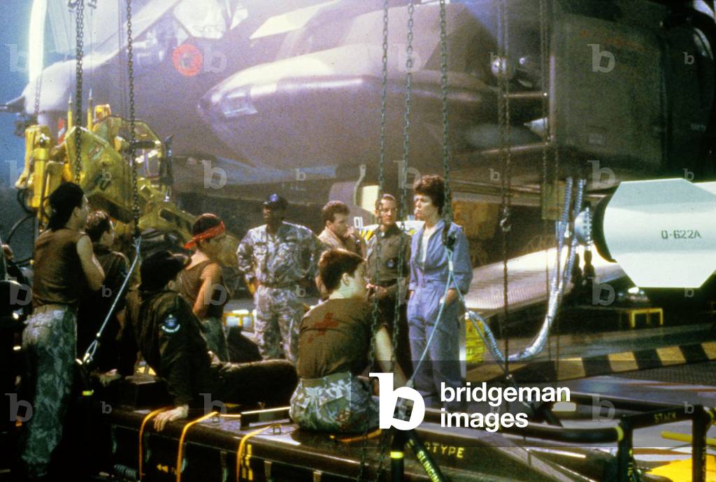 ALIENS by J. Cameron, 1986 (film still)