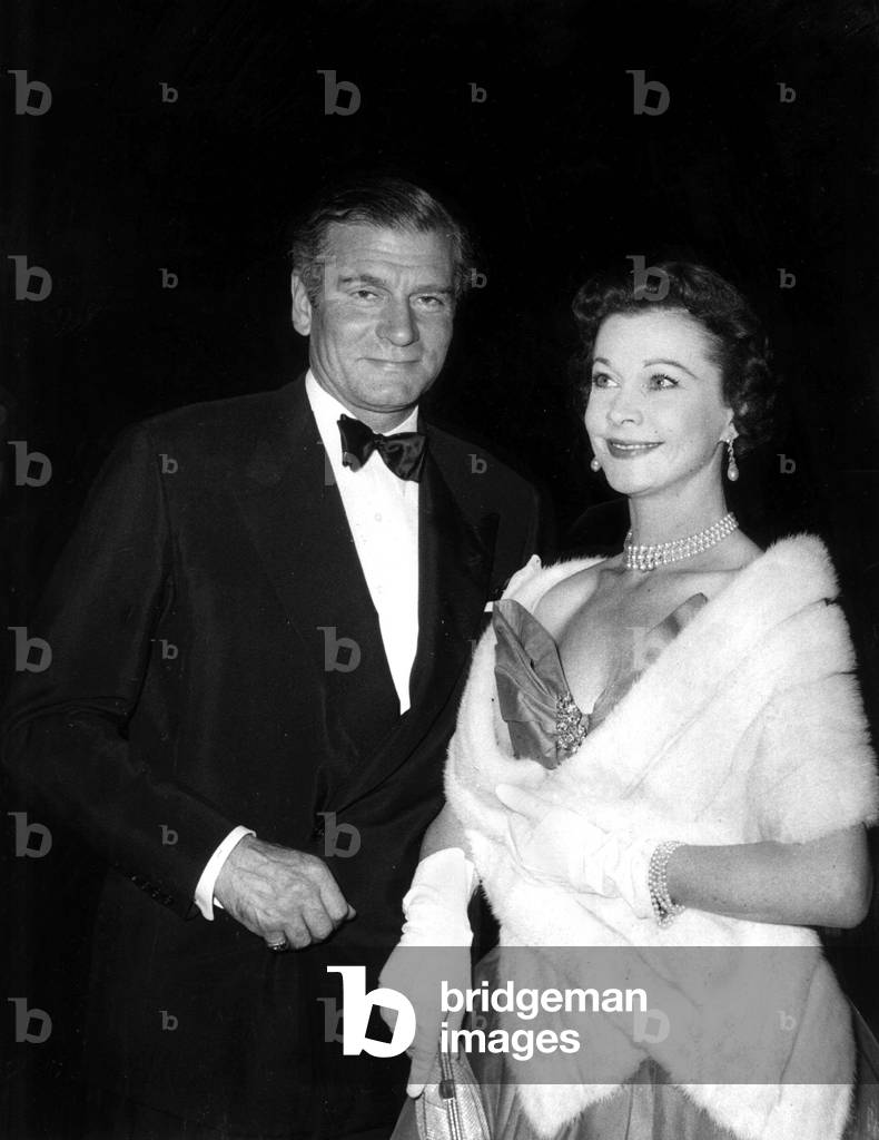 Laurence Olivier and his wife Vivien Leigh at Ambassadeurs club in London, 1956 (photo)