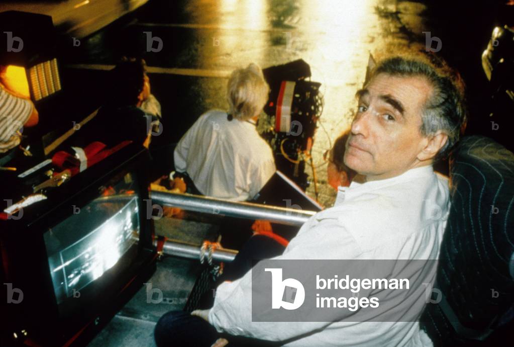 Martin Scorsese  on set of bringing out the dead, 1999 (photo)