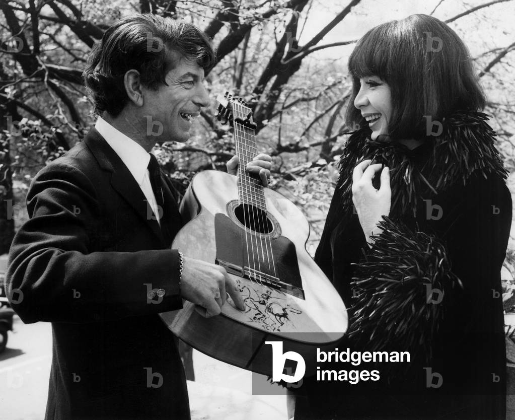 Manitas De Plata et Juliette Greco en 1967