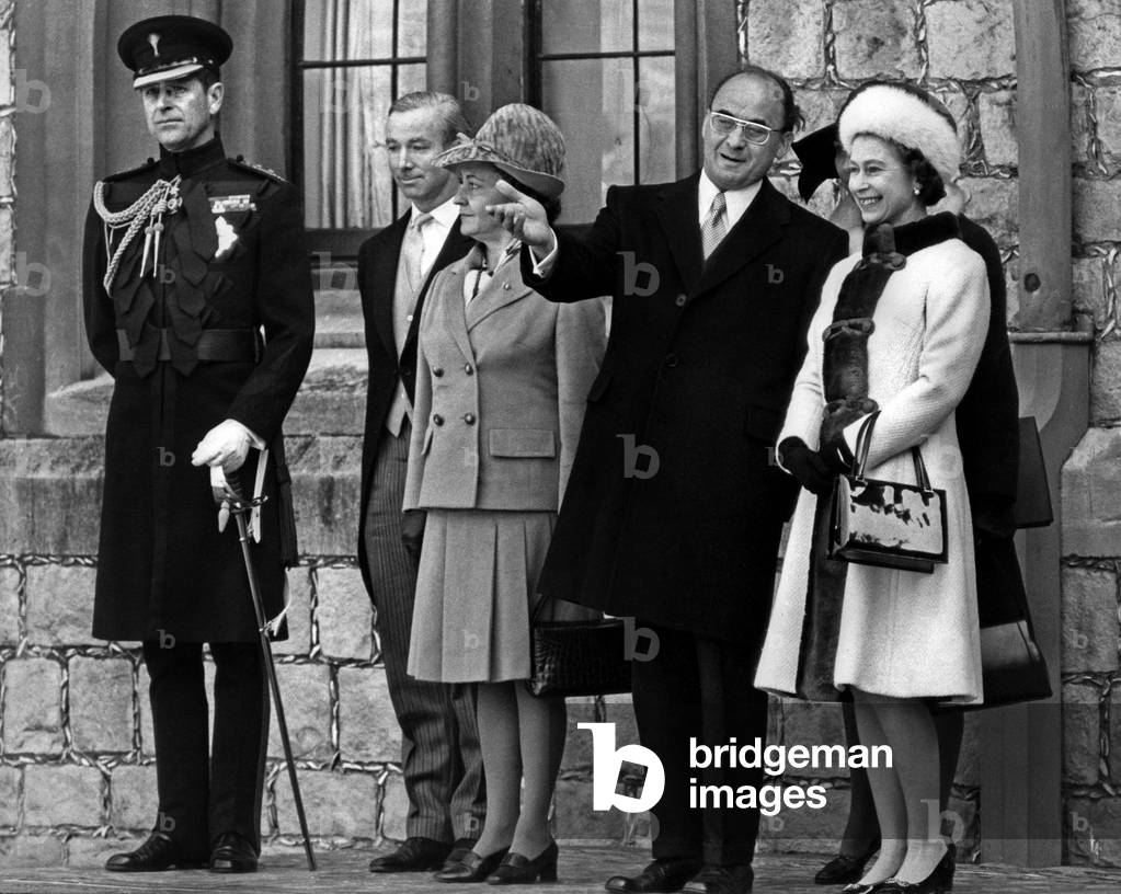 Luis Echeverrai and Queen Elizabeth