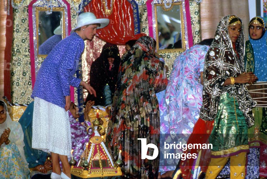 Diana, Princess of Wales, in Oman, November 1986 (photo)