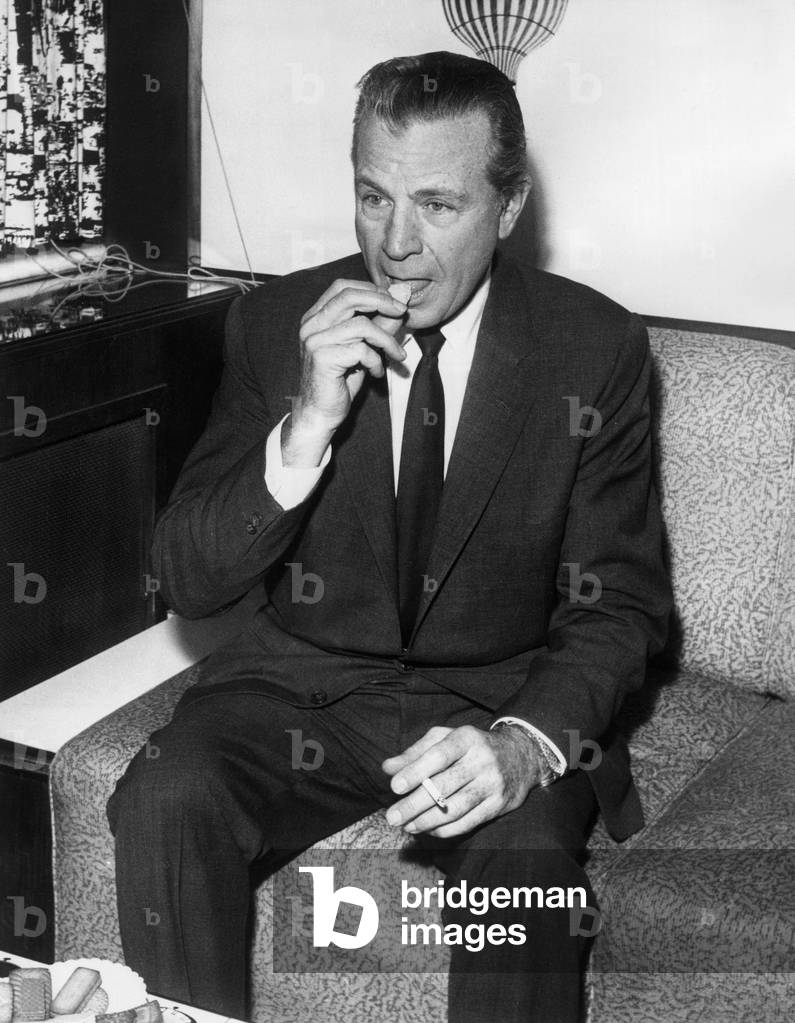 Dick Powell