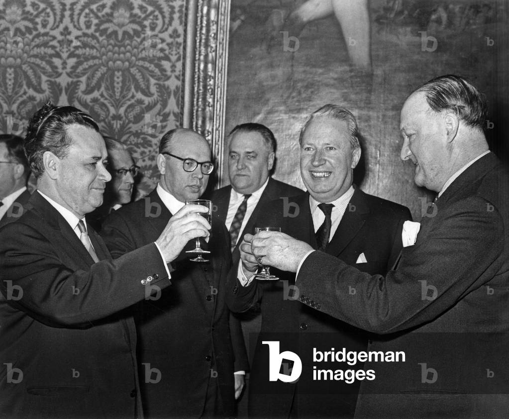 Nikolai Patolichev Aleksandar Soldatov Edward Heath et Mr Butler