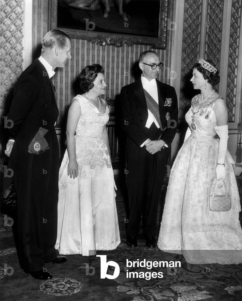 Elizabeth II of England and Arturo Frondizi, 1960 (b/w photo)
