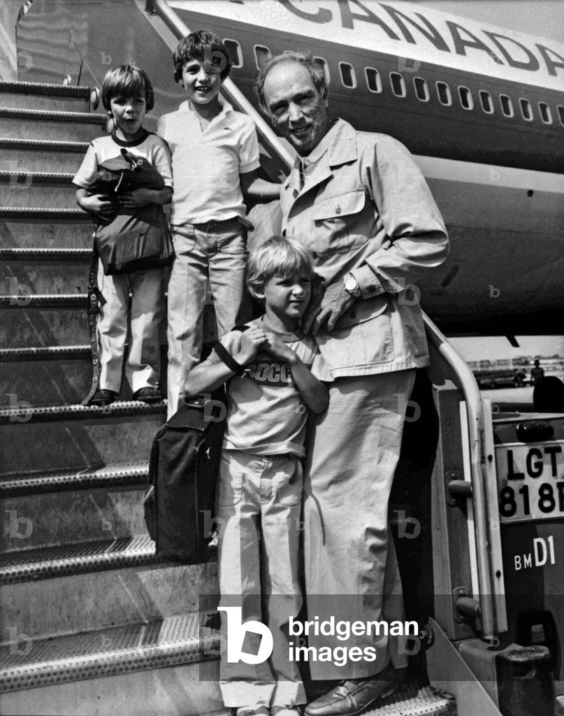 Pierre Elliott Trudeau with his 3 children Justin, Sacha and Michel at Heathrow airport, London, August 20, 1981