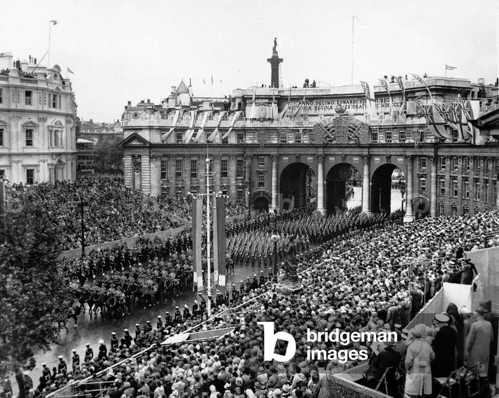 Coronation of Elizabeth II, 1953 (b/w photo)