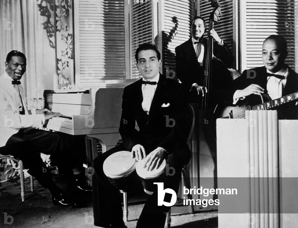 Nat King Cole, Joe Comfort Et John Collins With Jack Costanzo in 1949 (b/w photo)