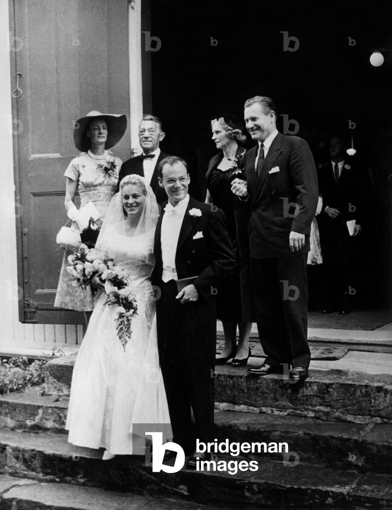 Wedding of Steven Rockefeller and his Former Secretary Mary Rasmusen in Norway on August 22, 1959. Behind Are Steven'S Parents : Nelson Rockefeller and Mary Todhunter Clark (R) and Bride'S Parents on L (b/w photo)
