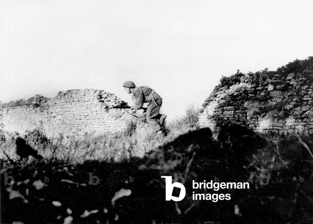 Normandy Landings : an Infantryman Breaks Through To Enemy Positions, Bois De Lebisey, 1944 (b/w photo)