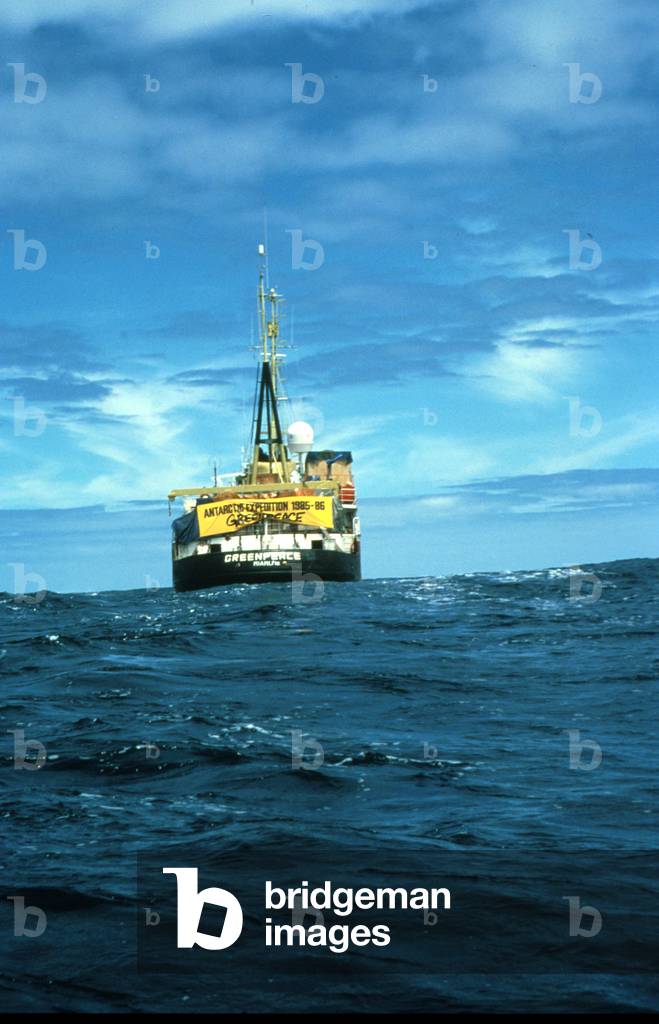 Sydney : Departure of Boats of Greenpeace For Expedition in Antarctic (South Pole) 1985 (photo)