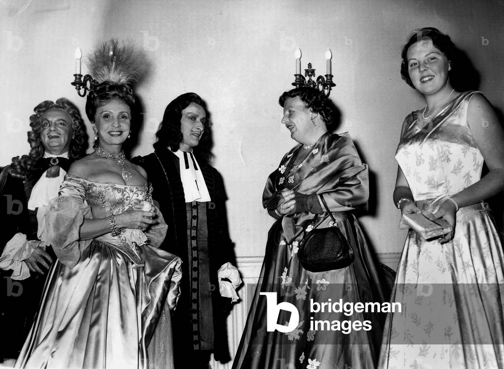 Queen Juliana of Holland and her daughter Princess Beatrix attend a performance of Le Misanthrope by the company of Madeleine Renaud and Jean Louis Barrault in The Hague december 10, 1956 (photo)