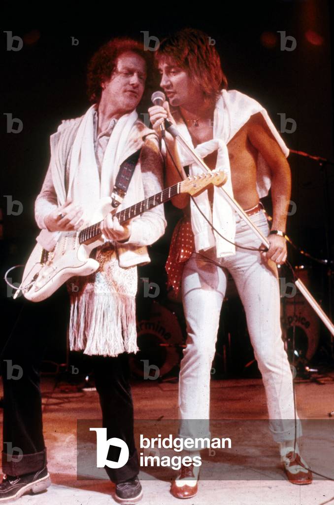 Rod Stewart Live on Stage in 1980 (photo)